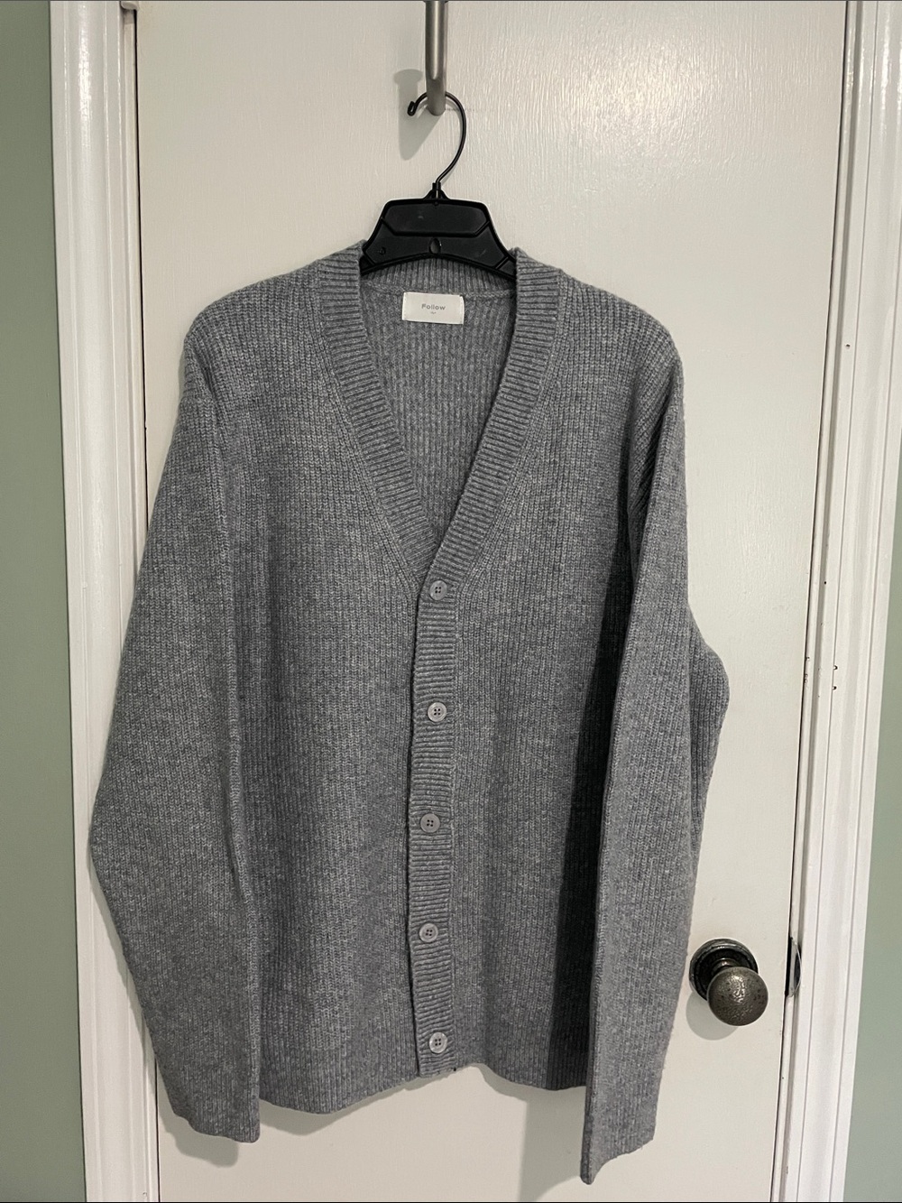 Men's Gray Ribbed V-Neck Button-Front Cardigan